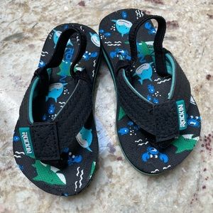 Rockin Shark Flip Flops - Size 5 Toddler